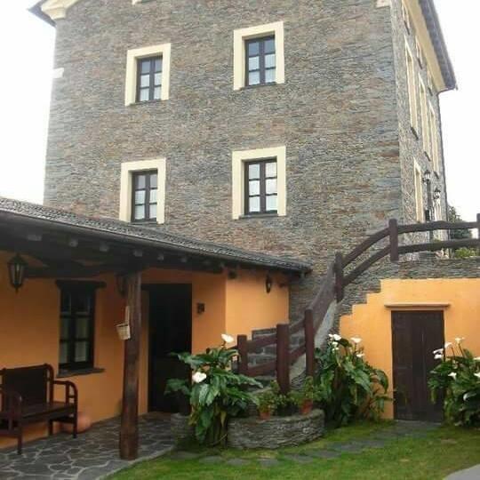 Casa De Aldea El Conceyu Affittacamere Navia Esterno foto